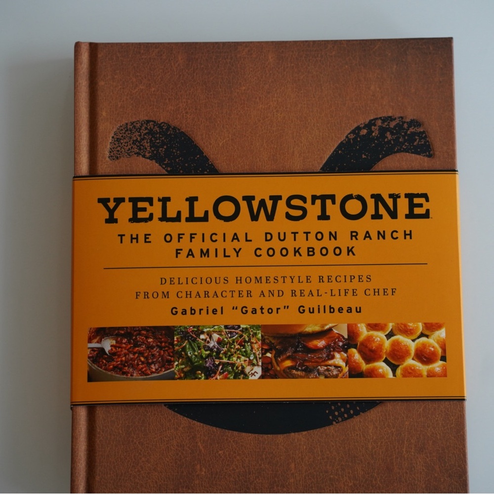 NWT Yellowstone The Official Dutton Ranch Family Cookbook